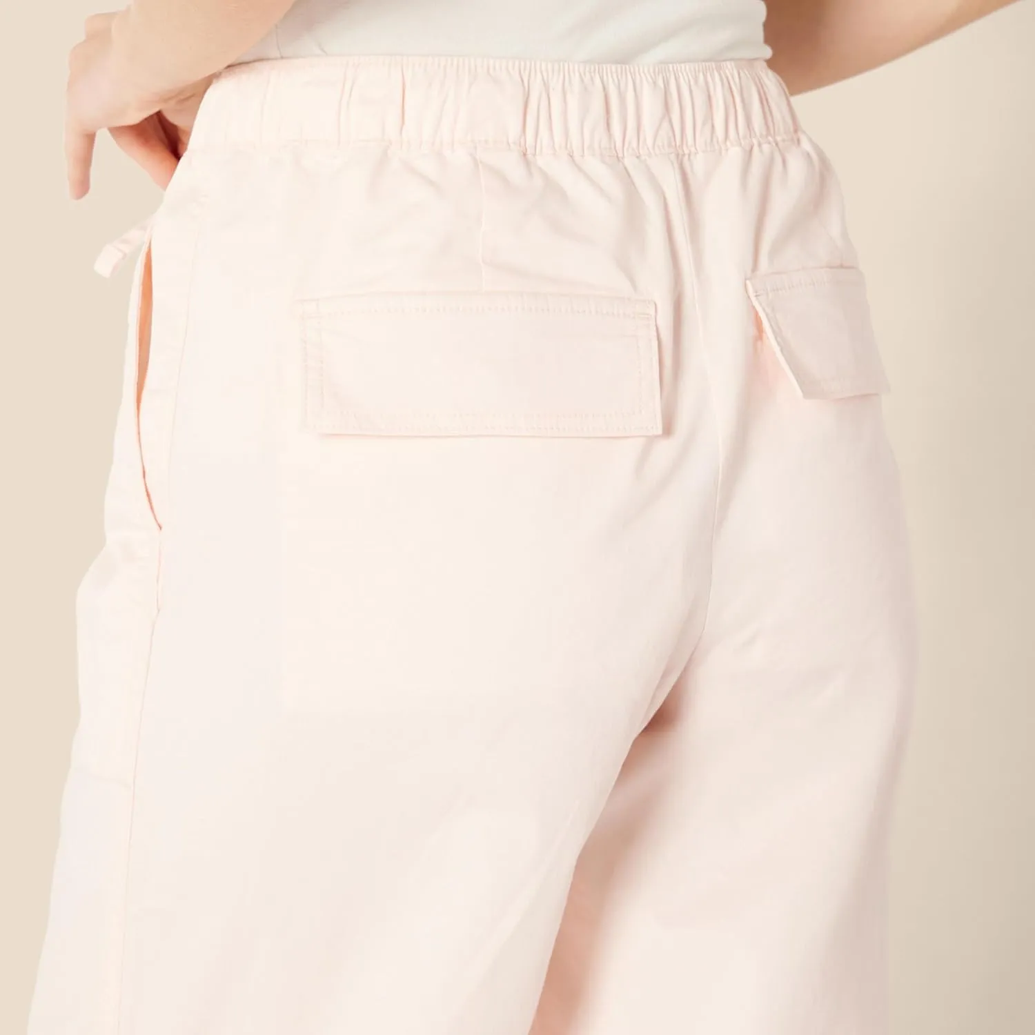 Amazon Essentials Women's Mid-Rise Baggy Loose-Fit Wide-Leg Parachute Pants