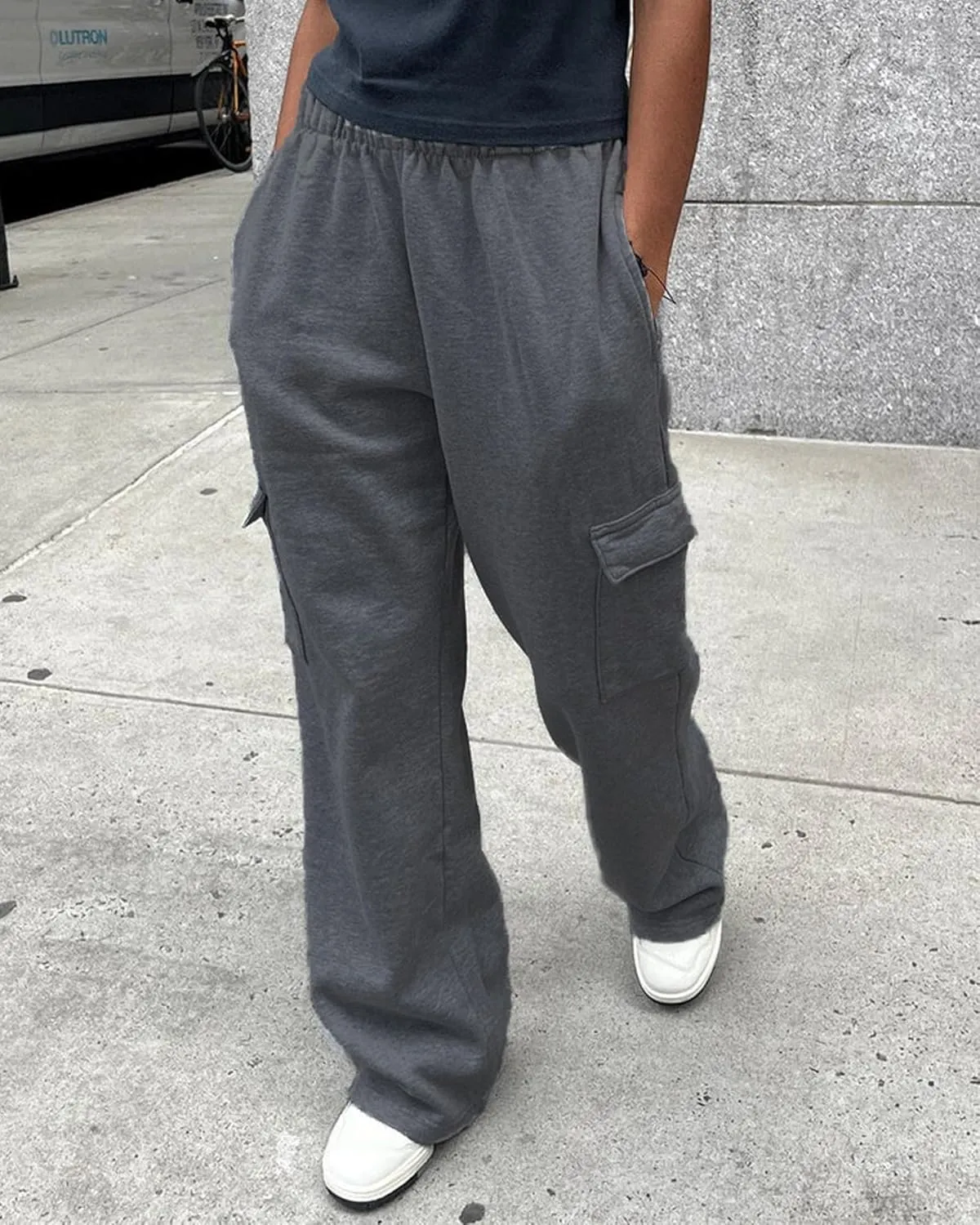 AROGONE Women's Cargo Sweatpants Baggy Casual High Waisted Straight Leg Pants with Pockets