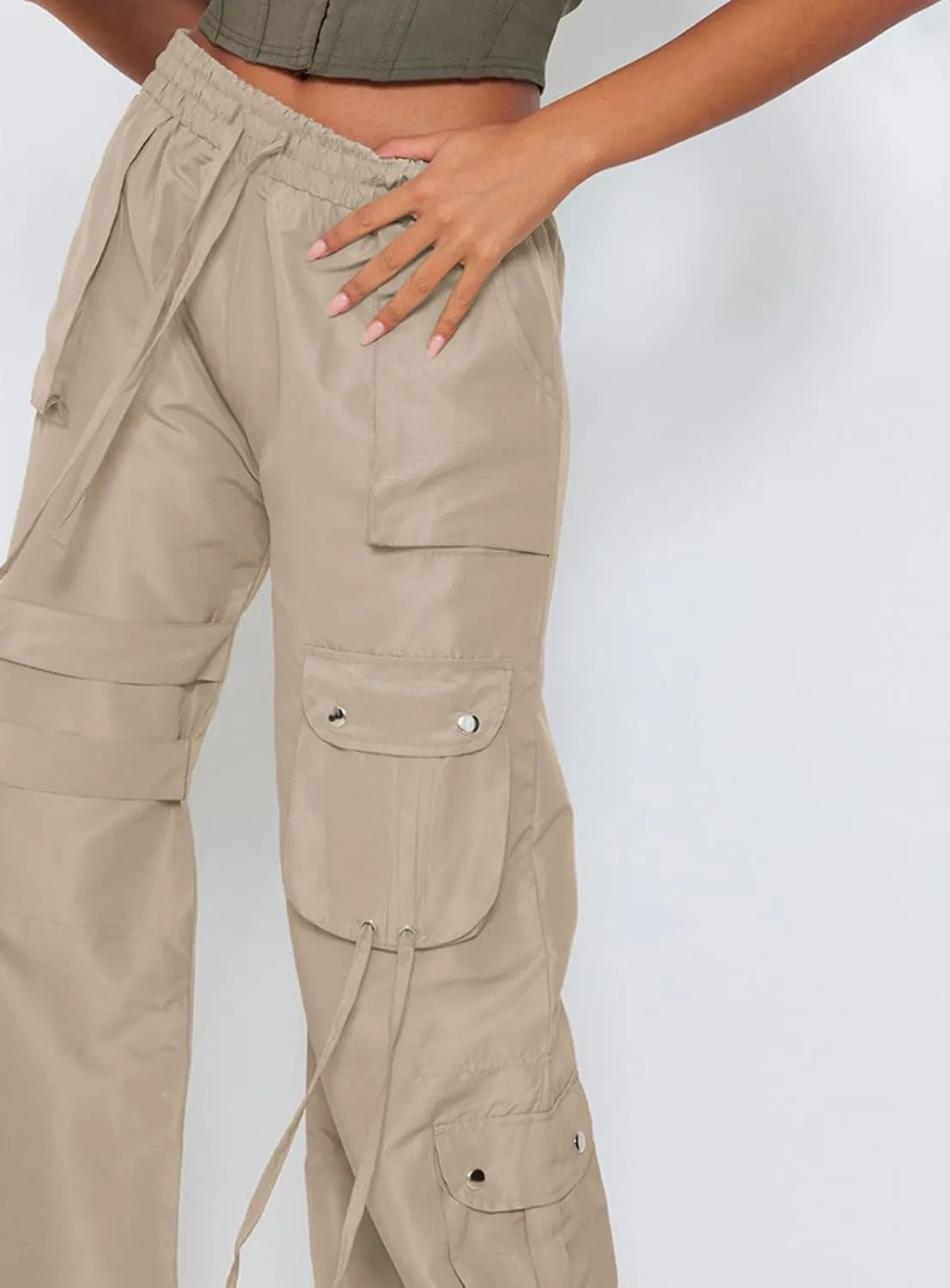 ARTFREE Cargo Pants Women Trendy High Waisted Parachute Pants Straight Y2K Drawstring Casual Pants with Pockets