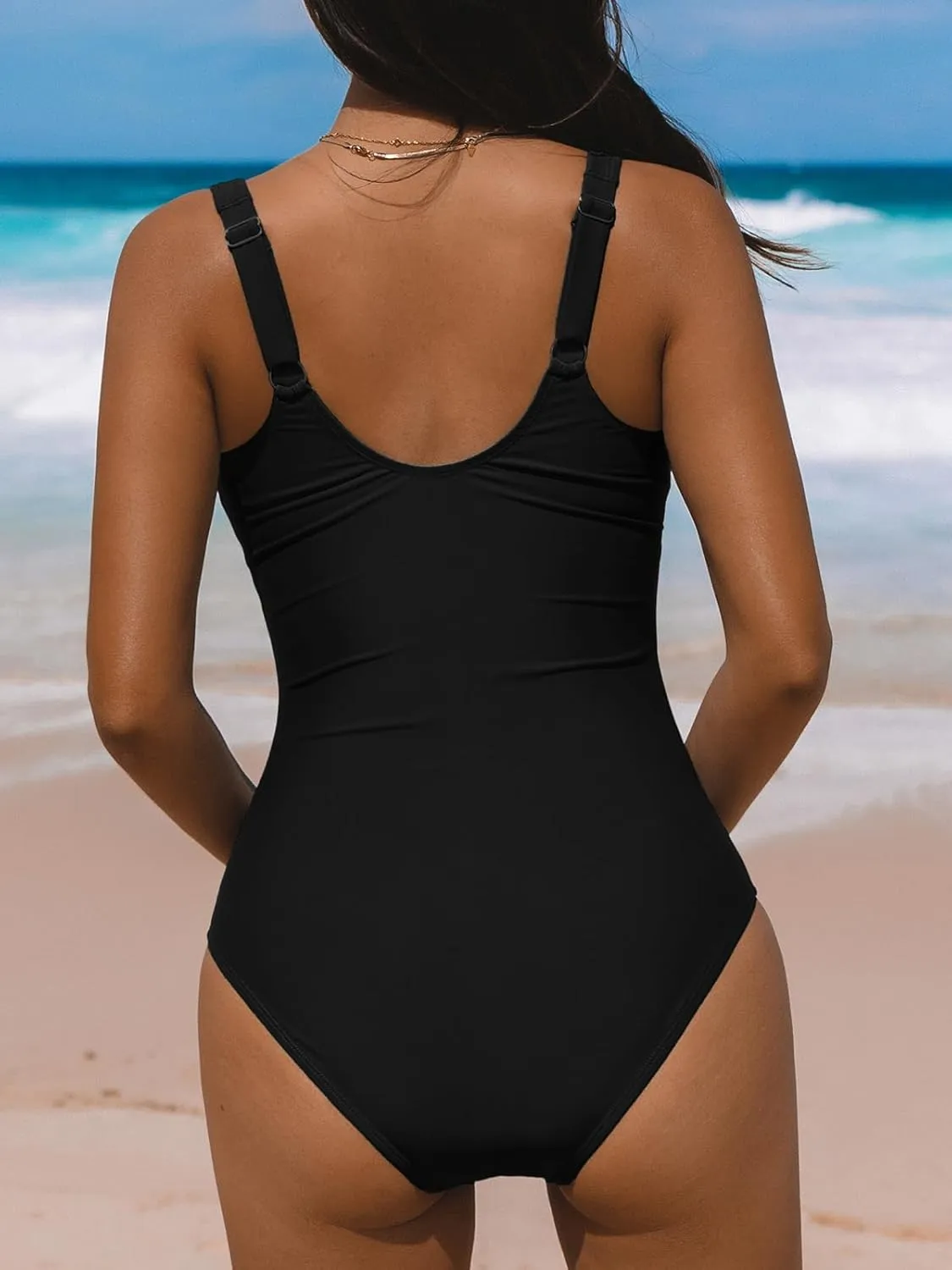 CUPSHE Women's One Piece Swimsuit Sweetheart Neck Wide Adjustable Straps Ruched Front Keyhole Bathing Suit