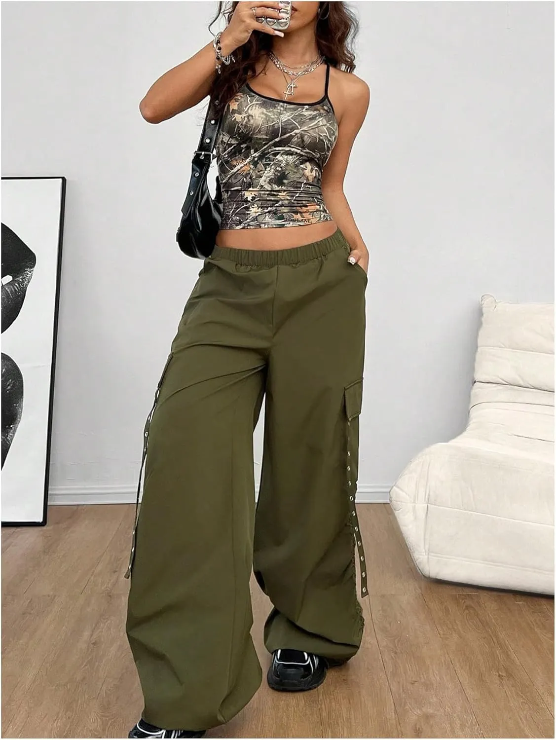 Floerns Women's Camouflage Sleeveless Camisole Scoop Neck Ruched Y2K Cami Tops