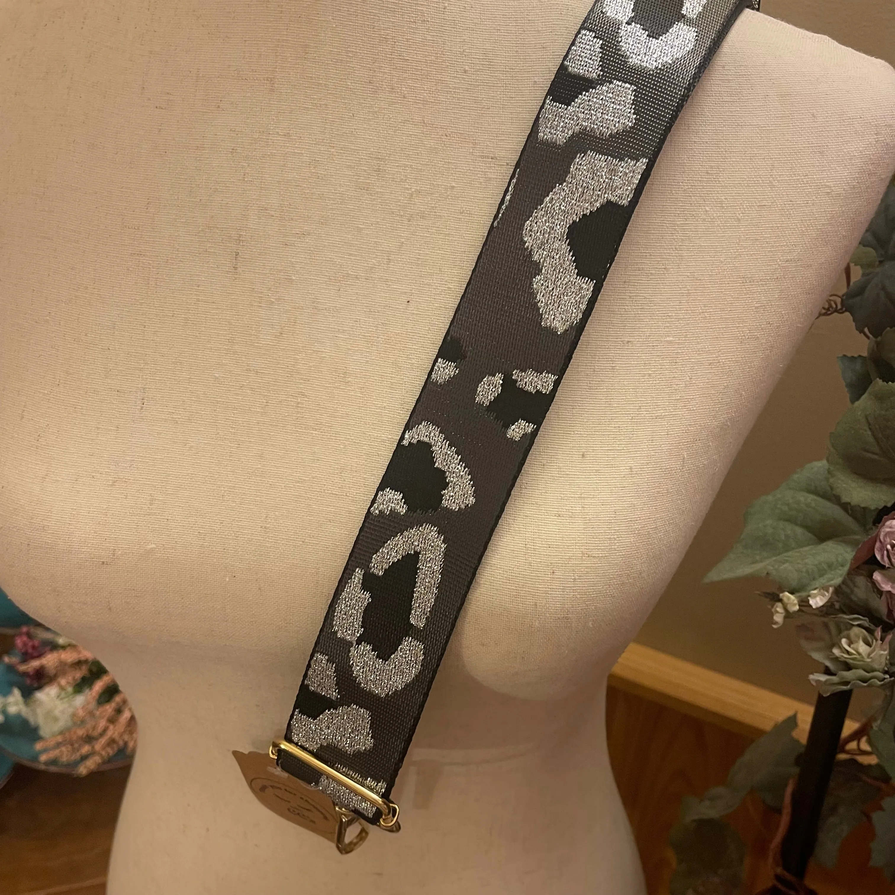 GameDay: Replacement Guitar Purse Strap  Leopard Print
