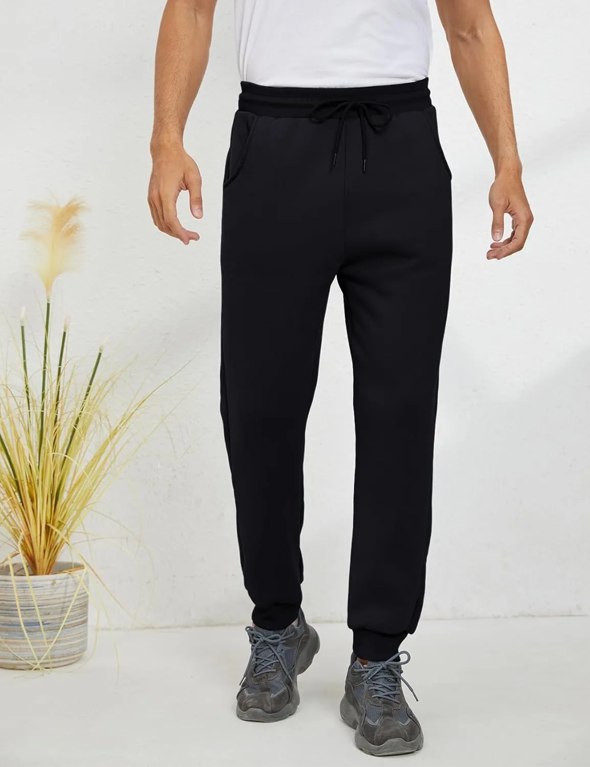 Gihuo Men's Winter Fleece Pants Sherpa Lined Sweatpants Active Running Jogger Pants