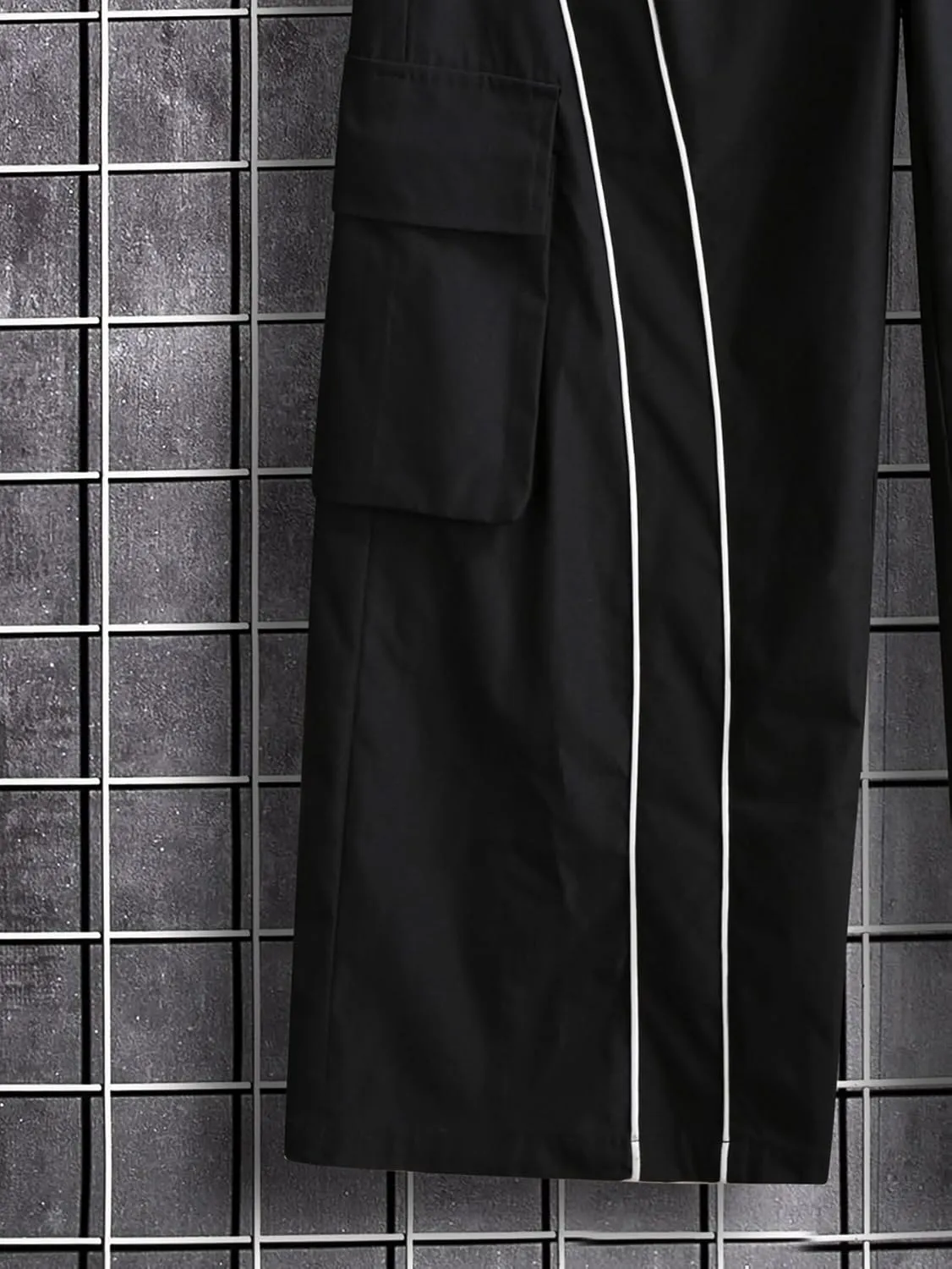 GORGLITTER Men's Baggy Cargo Pants Wide Leg Sweatpants Loose Streetwear Pants Trousers Parachute Pants