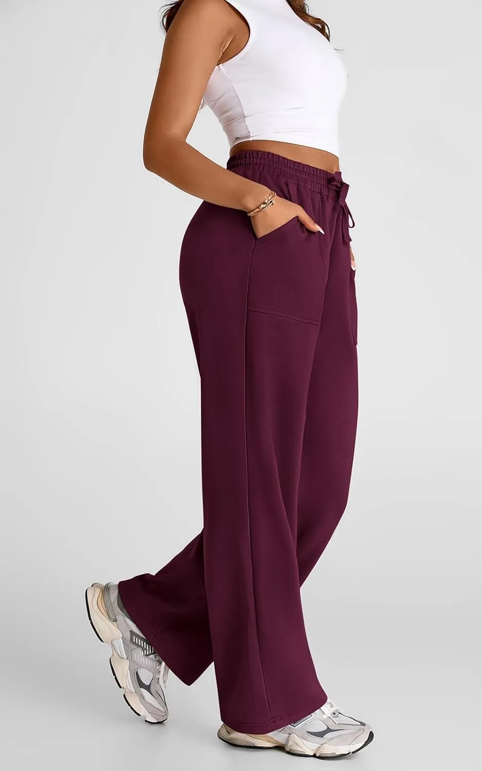 PRETTYGARDEN Womens Wide Leg Sweatpants High Waisted Baggy Lounge Sweat Pants Drawstring Athletic Flared Joggers with Pockets