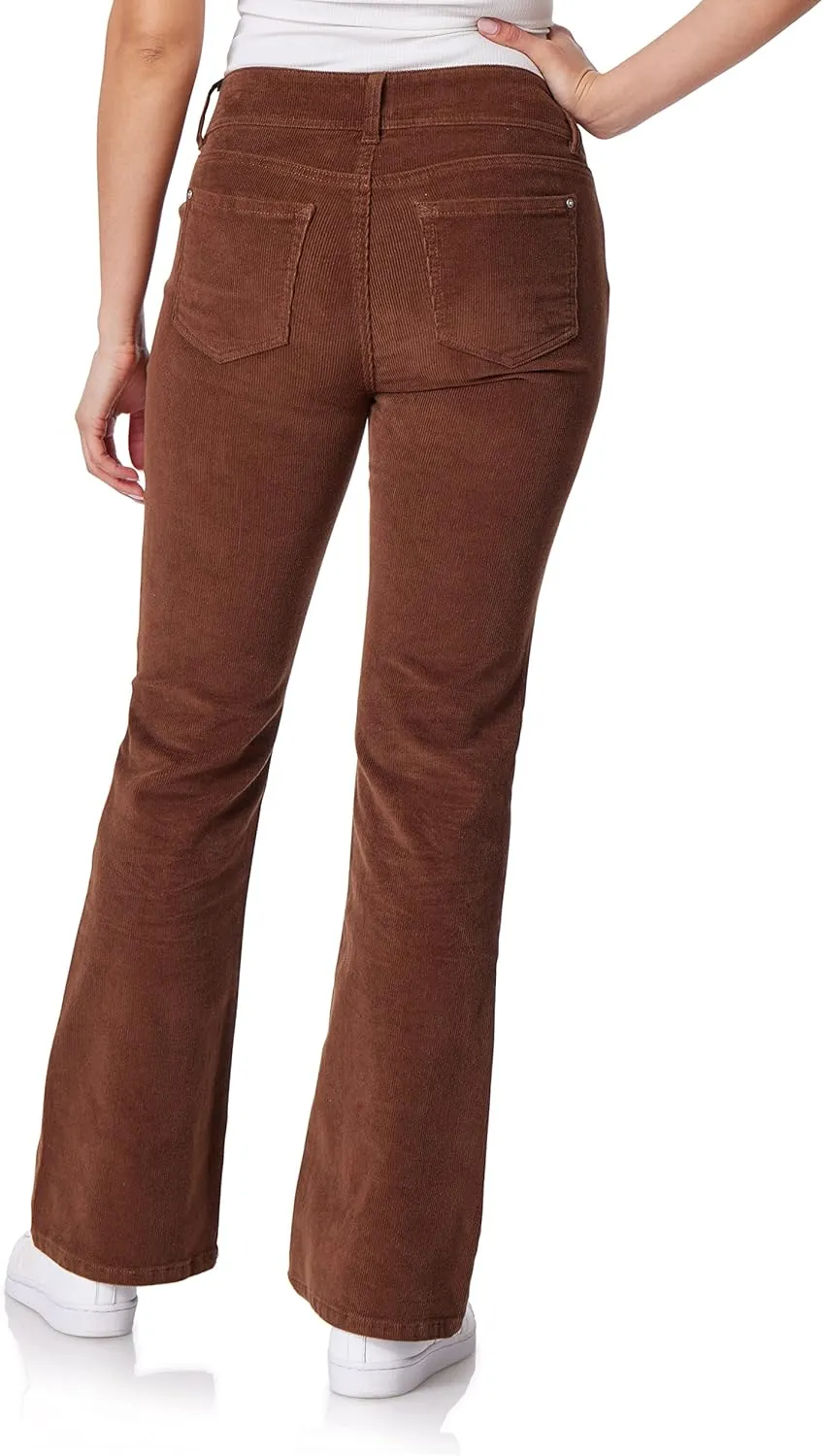 WallFlower Women's Flirty Curvy Flare High Rise Insta Stretch Juniors Jeans (Standard and Plus)