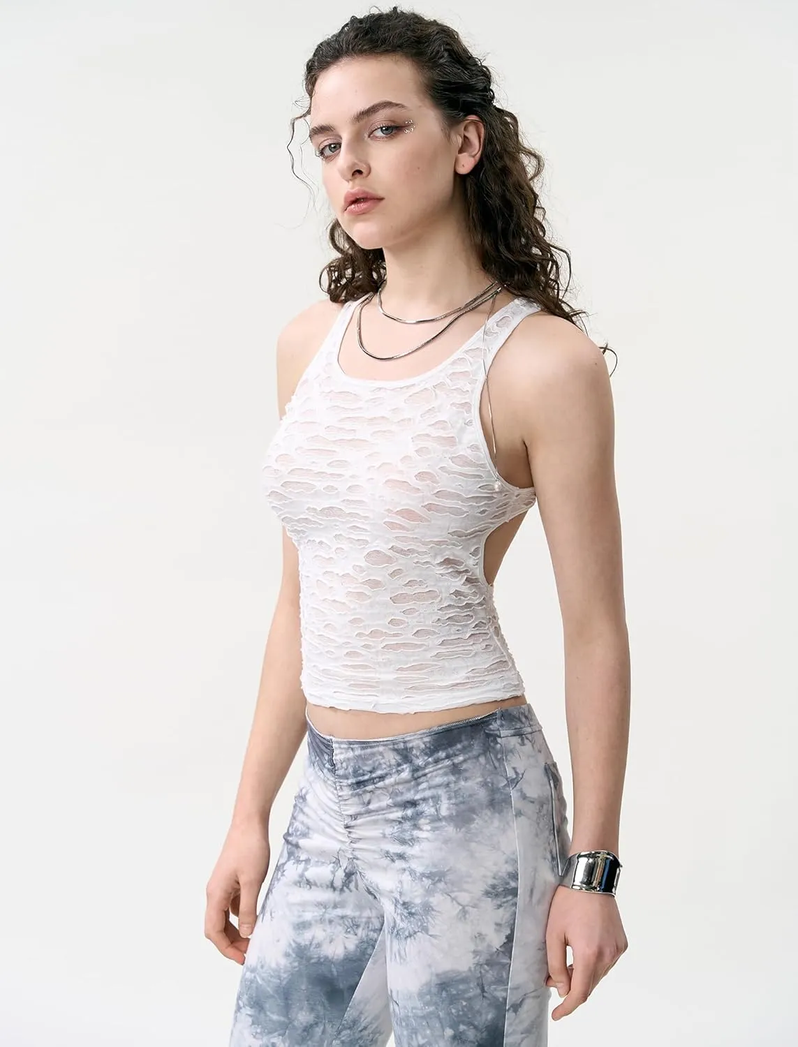 Women's Black Lace Crop Tank Top Sexy Racerback Sleeveless Shirt for Casual Streetwear and Party Outfits