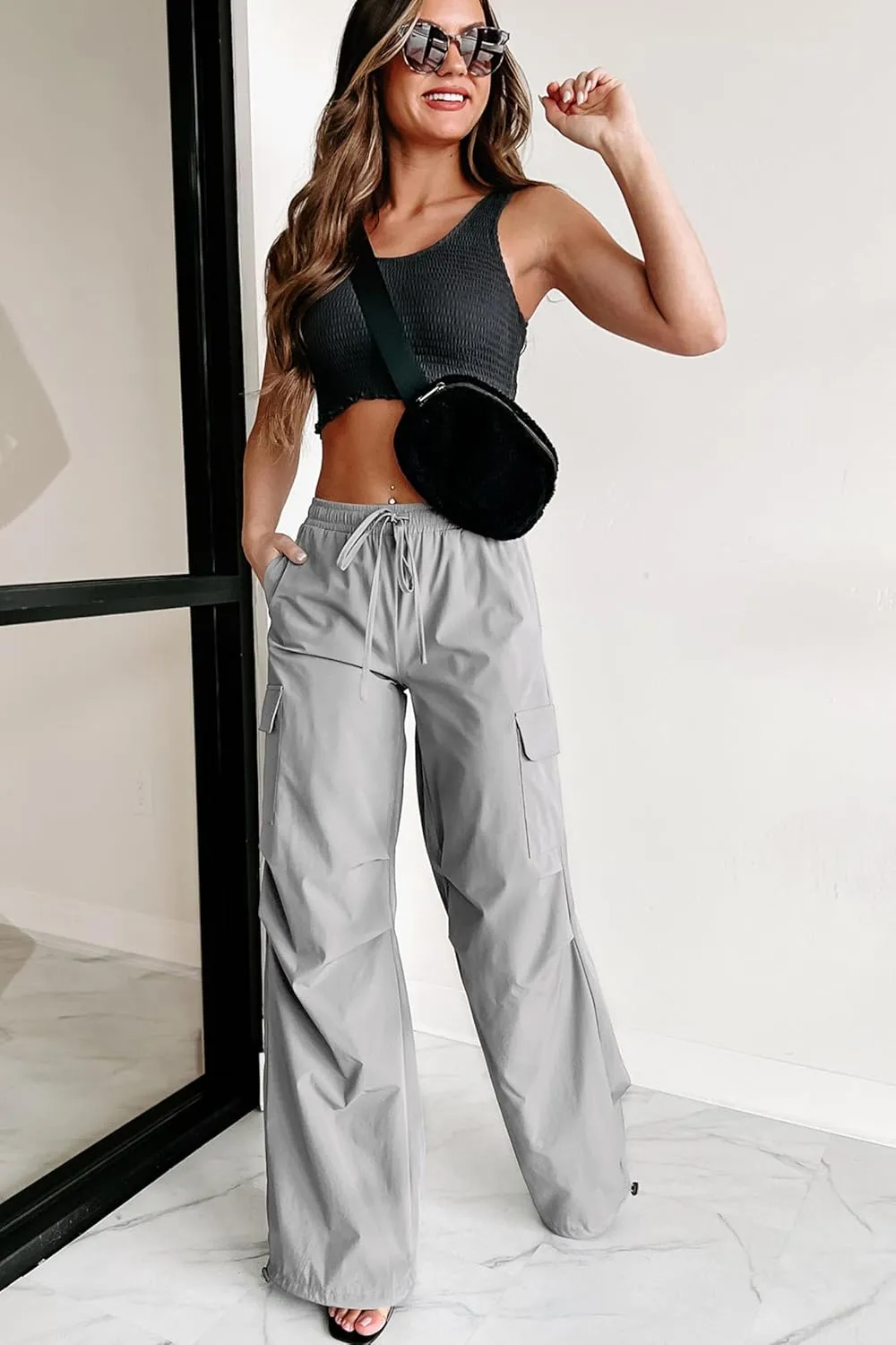 Women's Fashion Parachute Pants Y2K Baggy High Waisted Wide Leg Drawstring Cargo Pants with Pockets 2024